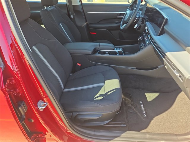 Used 2024 Hyundai Sonata SEL w/ Convenience Package image 13