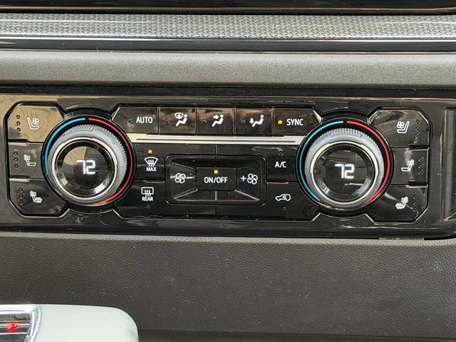 Used 2023 Chevrolet Silverado 1500 ZR2 w/ Technology Package image 23