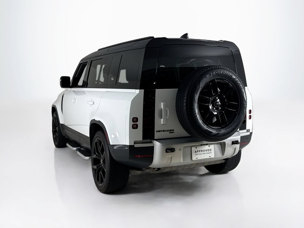 Used 2023 Land Rover Defender 110 SE AWD/4WD image 3