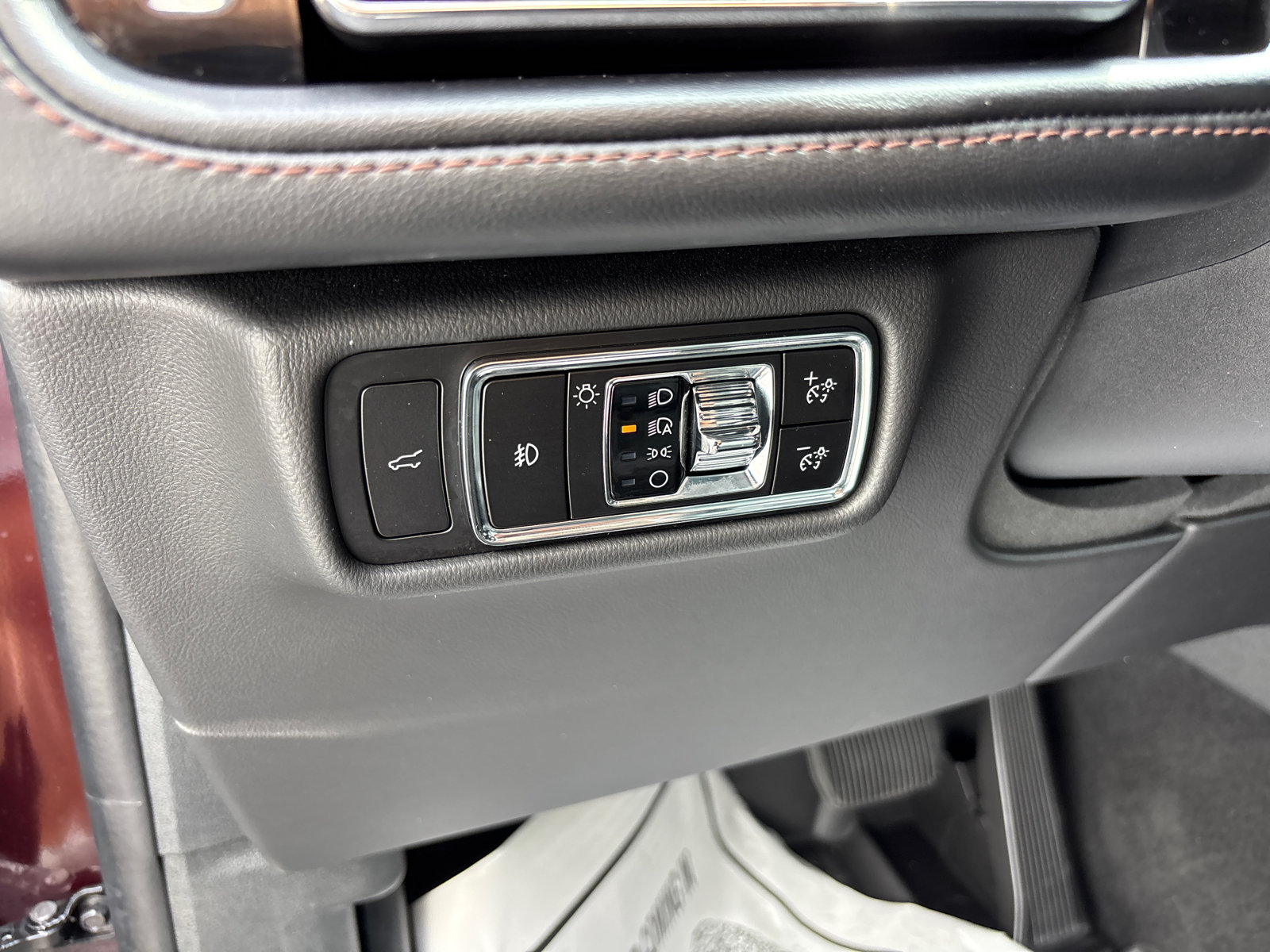 Certified 2023 Lincoln Aviator Reserve w/ Equipment Group 201A AWD/4WD image 14