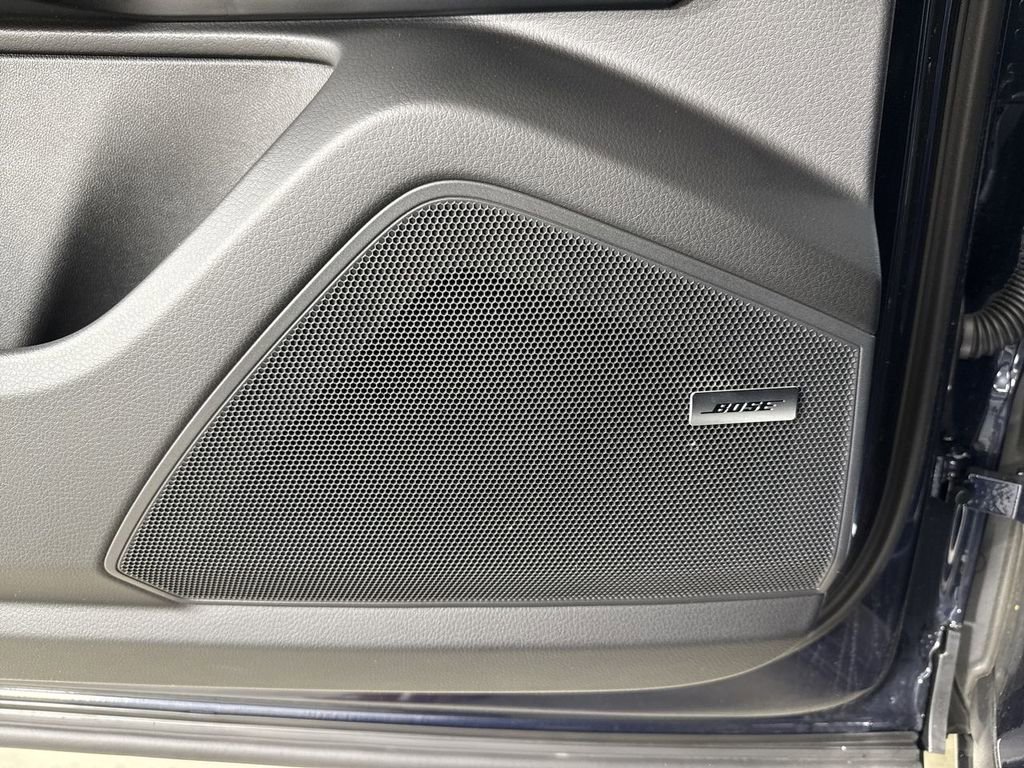 Certified 2025 Porsche Cayenne image 34