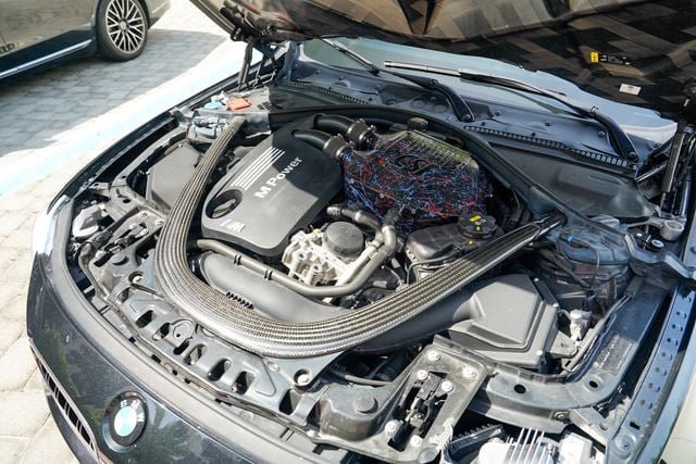 Used 2018 BMW M3 CS w/ Executive Package RWD image 98