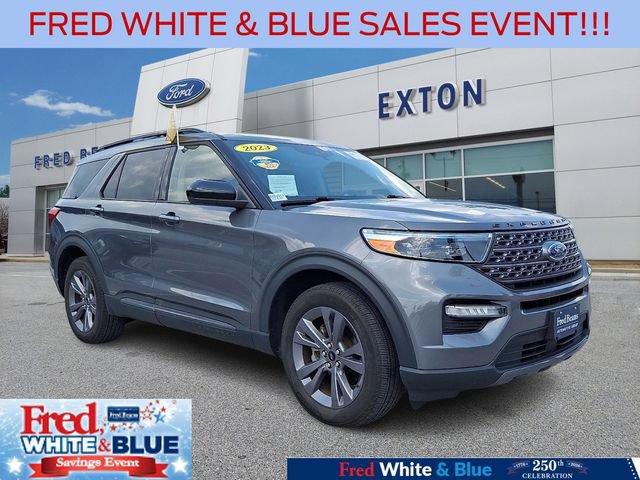 Used 2023 Ford Explorer XLT w/ Equipment Group 202A AWD/4WD image 1