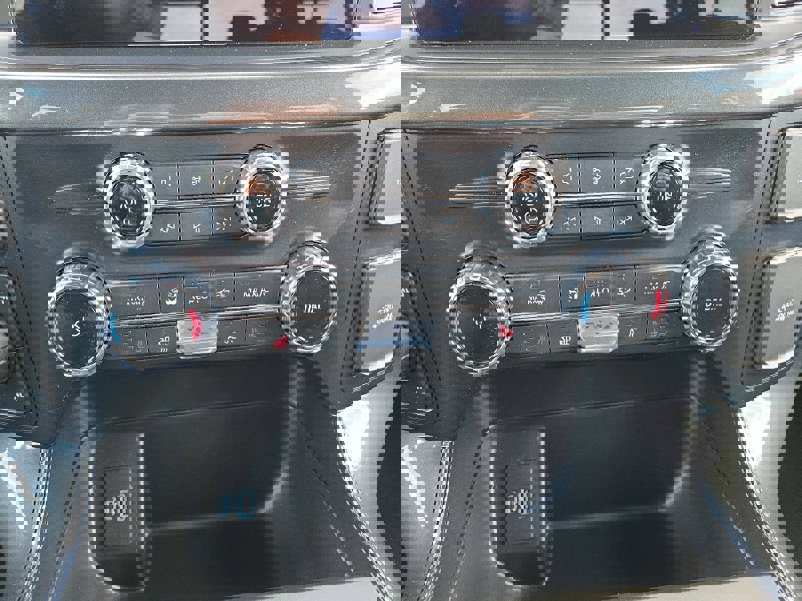 Certified 2023 Ford F150 XLT w/ Equipment Group 302A High image 20