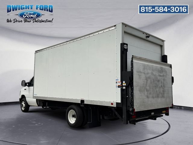 Used 2024 Ford E-350 and Econoline 350 Super Duty image 3
