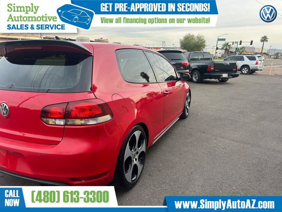 Used 2010 Volkswagen GTI 2-Door image 11