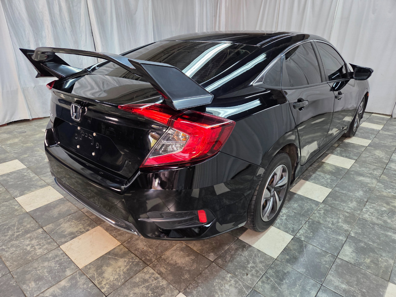 Used 2020 Honda Civic LX image 5