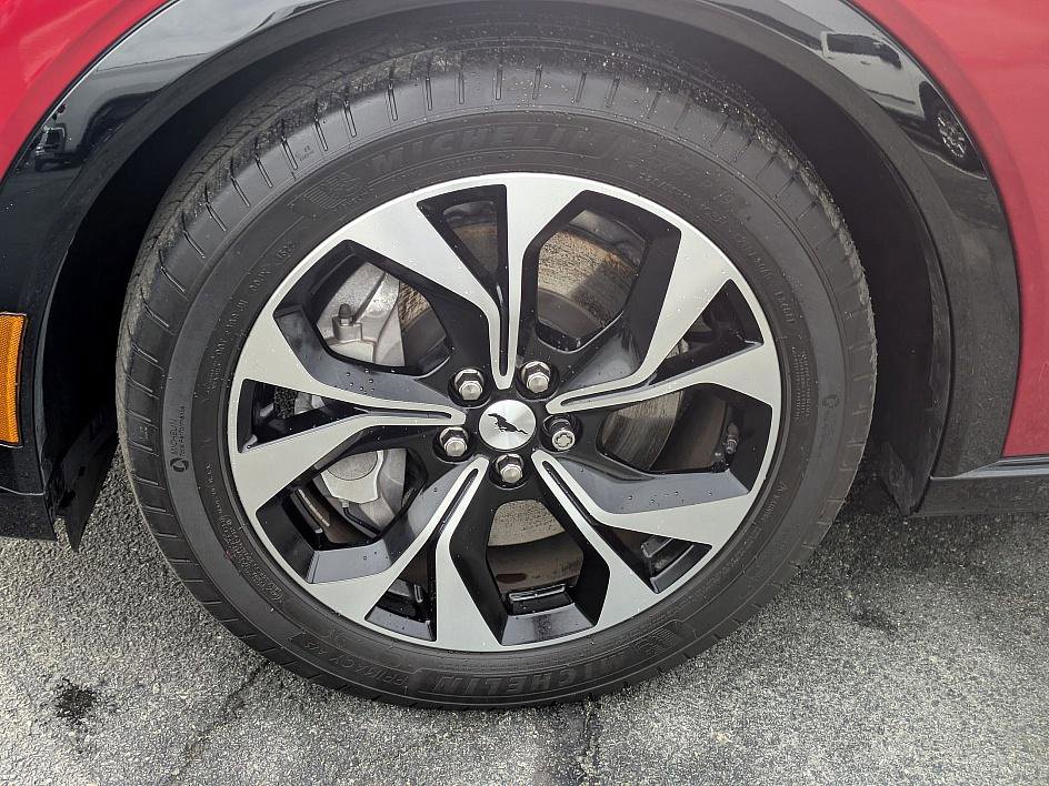 Used 2023 Ford Mustang Mach-E Premium image 10