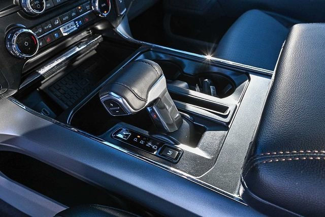 Used 2025 Ford F150 Lariat w/ Equipment Group 501A Mid image 19