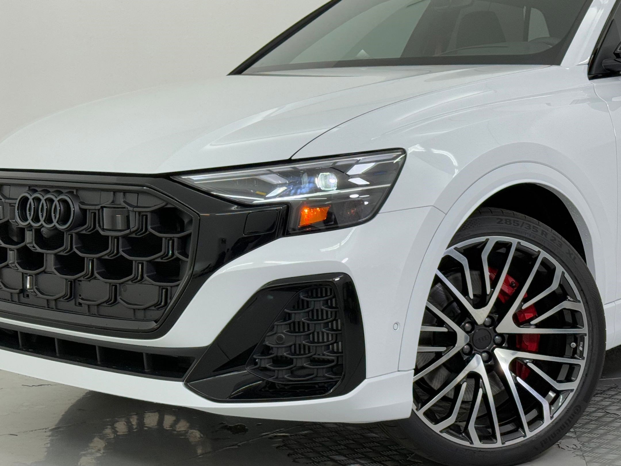 New 2026 Audi SQ8 Prestige image 11