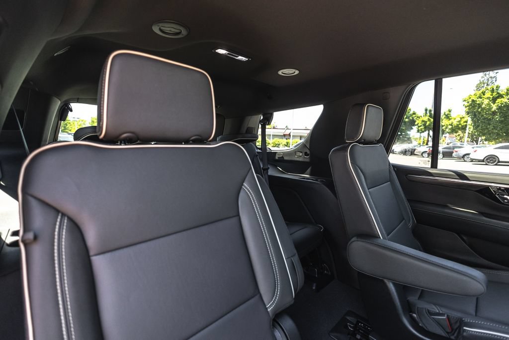 New 2026 Chevrolet Tahoe Premier AWD/4WD image 32