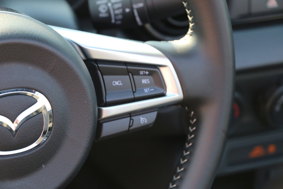 Used 2025 MAZDA MX-5 Miata Sport image 18