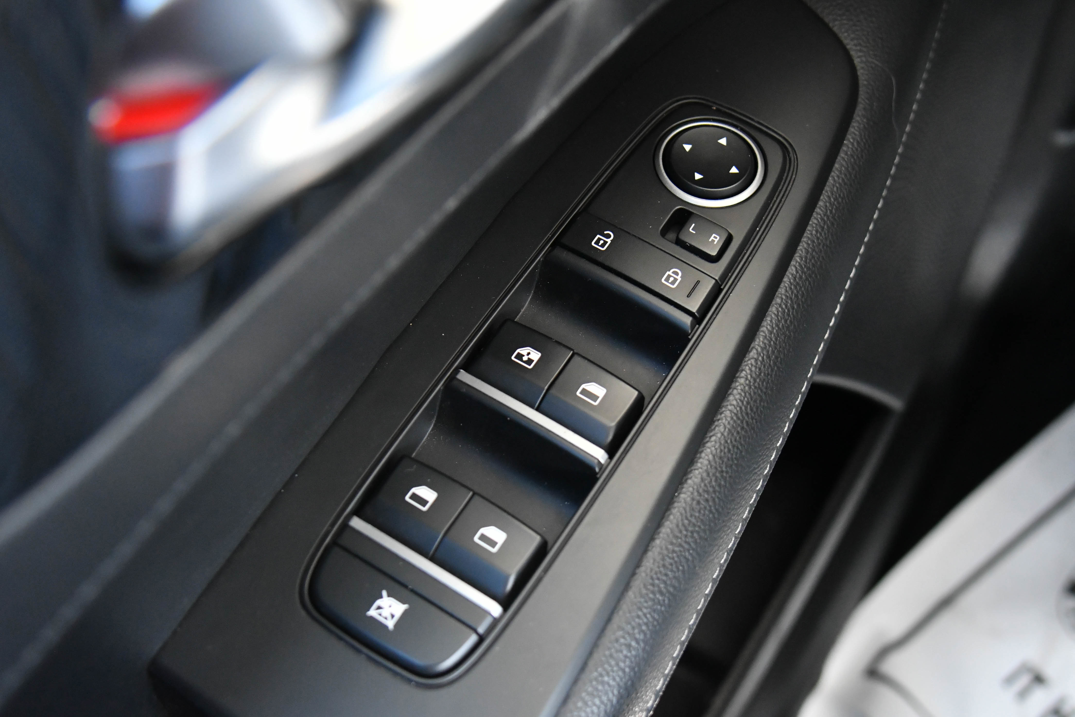 Used 2023 Kia Forte GT-Line image 36