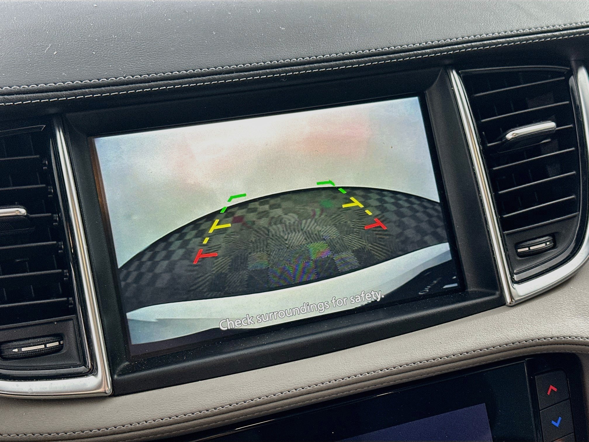 Used 2023 INFINITI QX50 Luxe FWD image 21