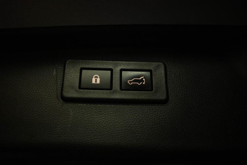 Used 2023 Subaru Outback Premium AWD/4WD image 8