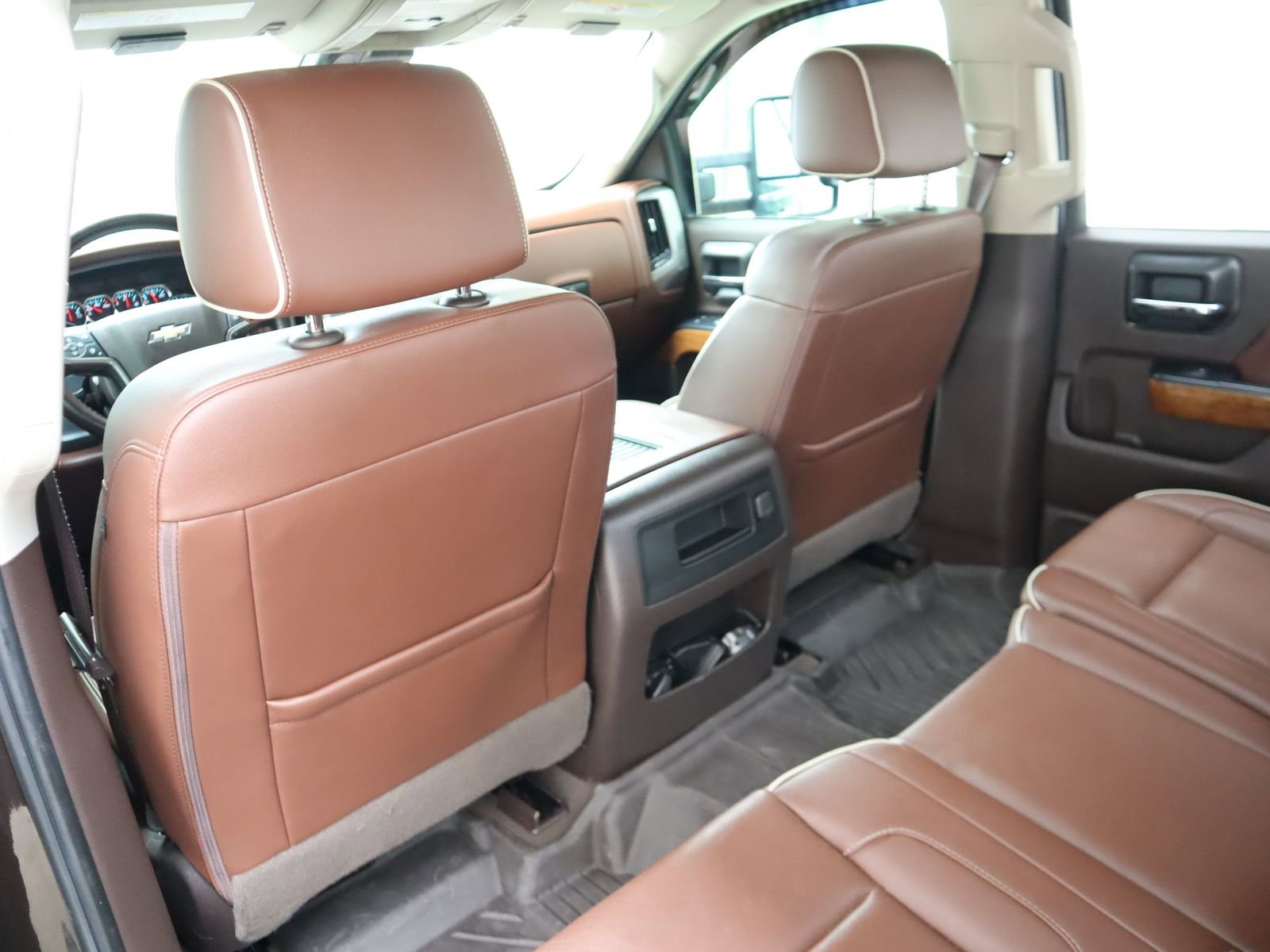 Used 2019 Chevrolet Silverado 2500 High Country w/ Duramax Plus Package AWD/4WD image 45