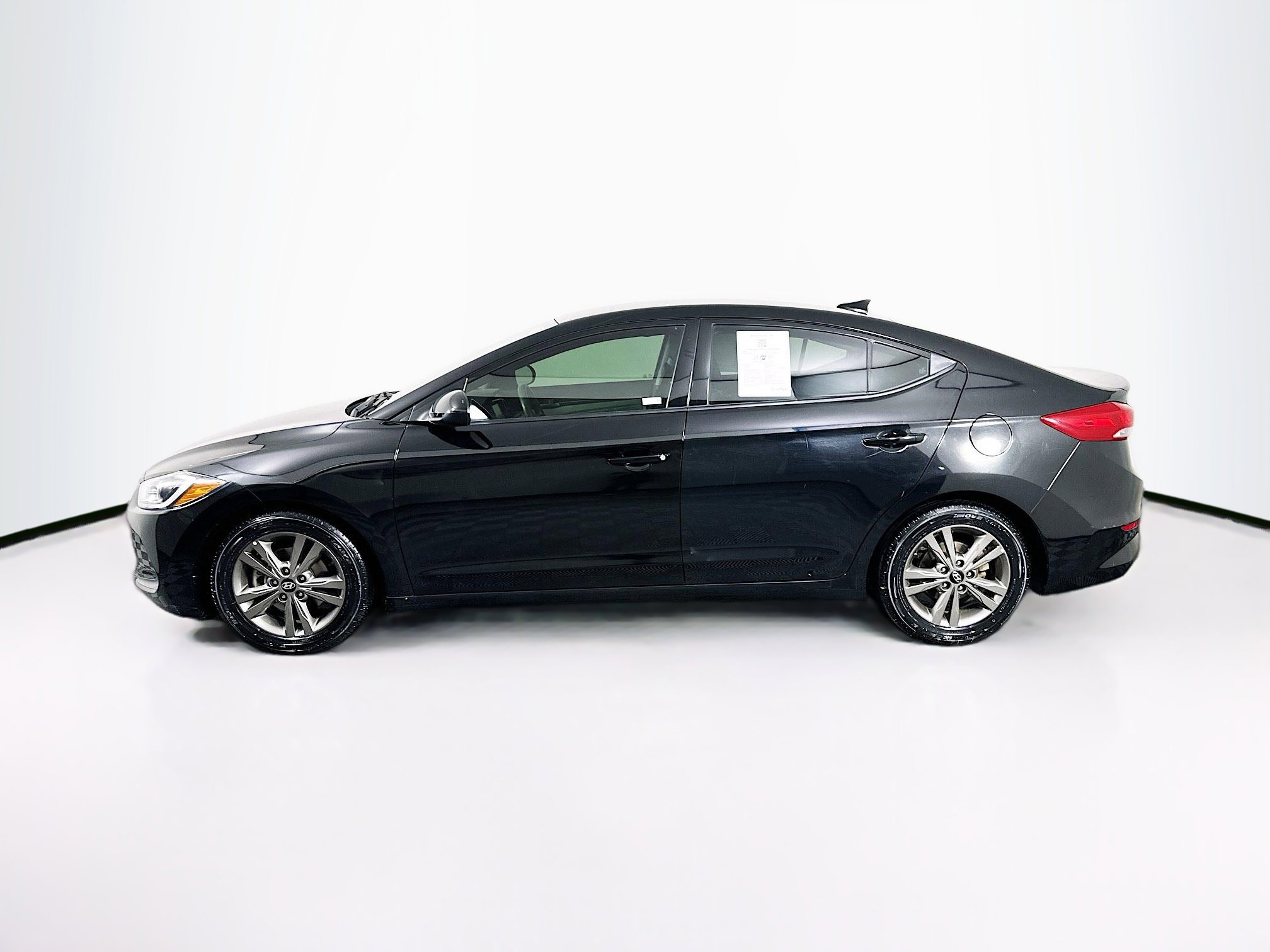 Used 2018 Hyundai Elantra SEL image 4