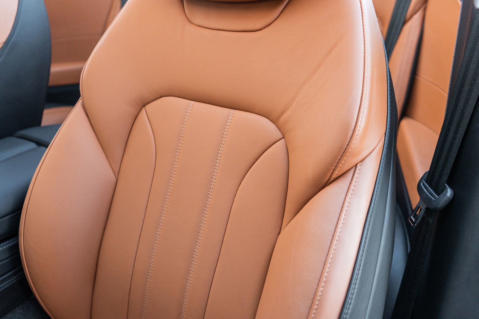 Certified 2023 Bentley Continental GT Mulliner image 18