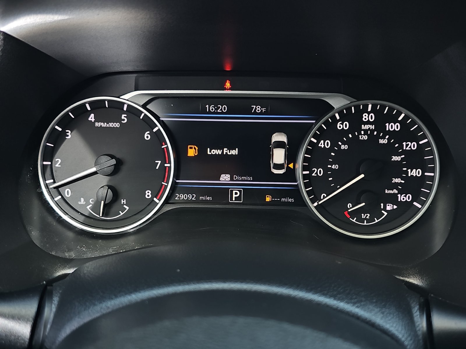 Used 2025 Nissan Sentra SR w/ SR Premium Package FWD image 21
