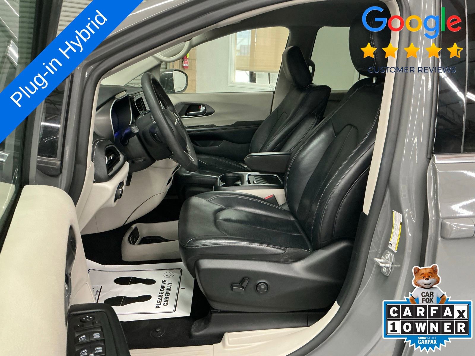 Used 2022 Chrysler Pacifica Touring-L w/ Uconnect Theater Family Group image 10