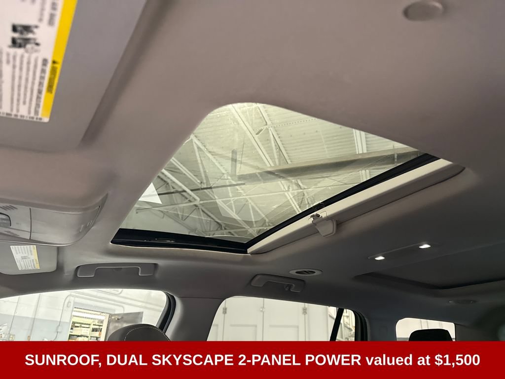Used 2017 GMC Acadia SLE w/ Driver Alert Package I AWD/4WD image 3