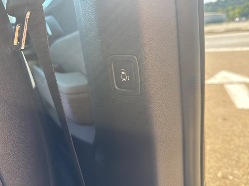 New 2026 Kia Carnival EX image 17