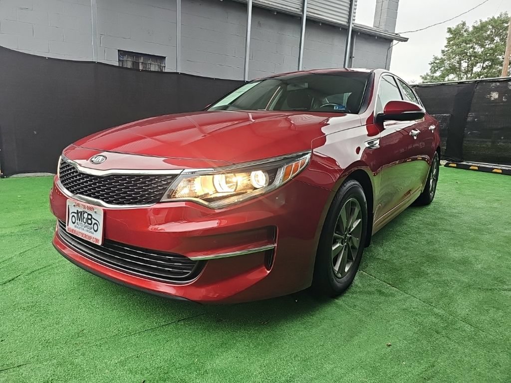 Used 2017 Kia Optima LX FWD image 9