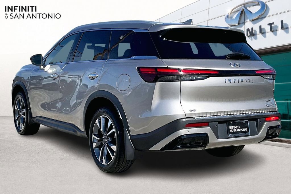 Certified 2023 INFINITI QX60 Luxe w/ Cargo Package AWD/4WD image 15