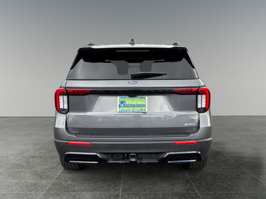 Used 2025 Ford Explorer ST-Line w/ ST-Line Street Pack AWD/4WD image 6