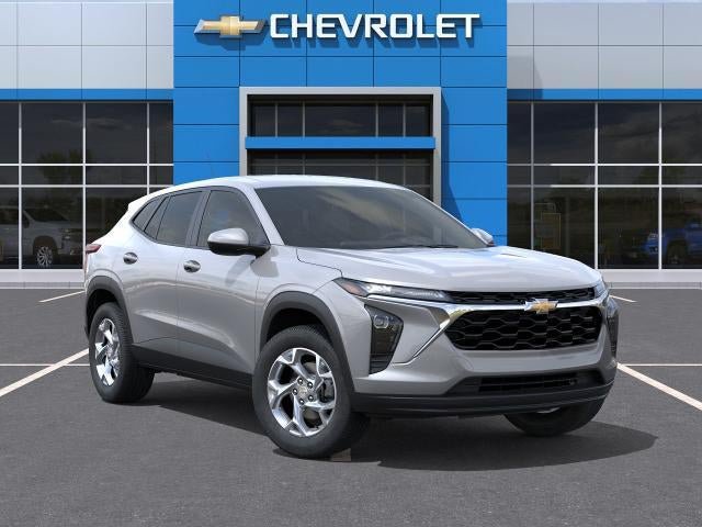New 2026 Chevrolet Trax LS w/ LS Convenience Package FWD image 7