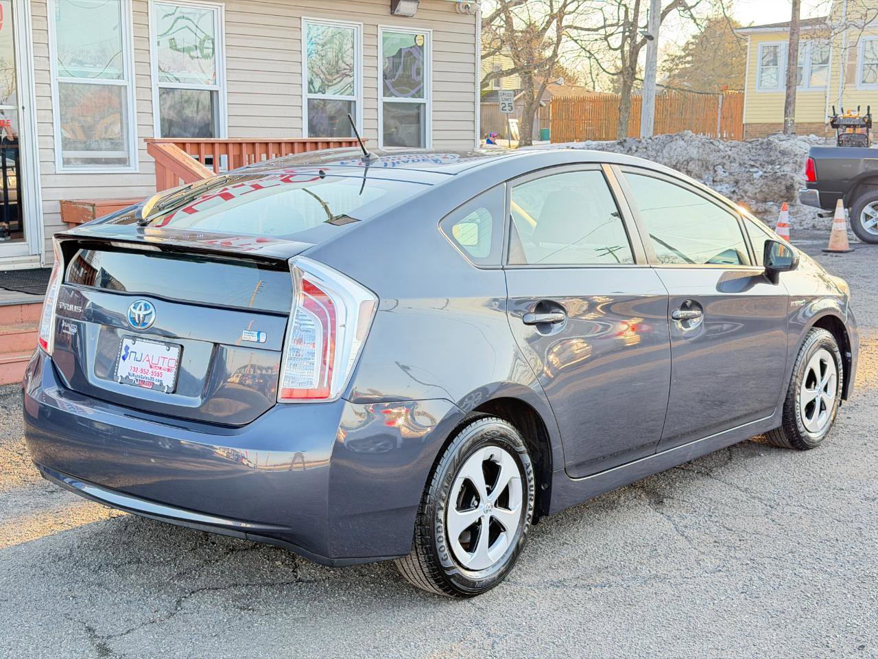 Used 2013 Toyota Prius Two image 4