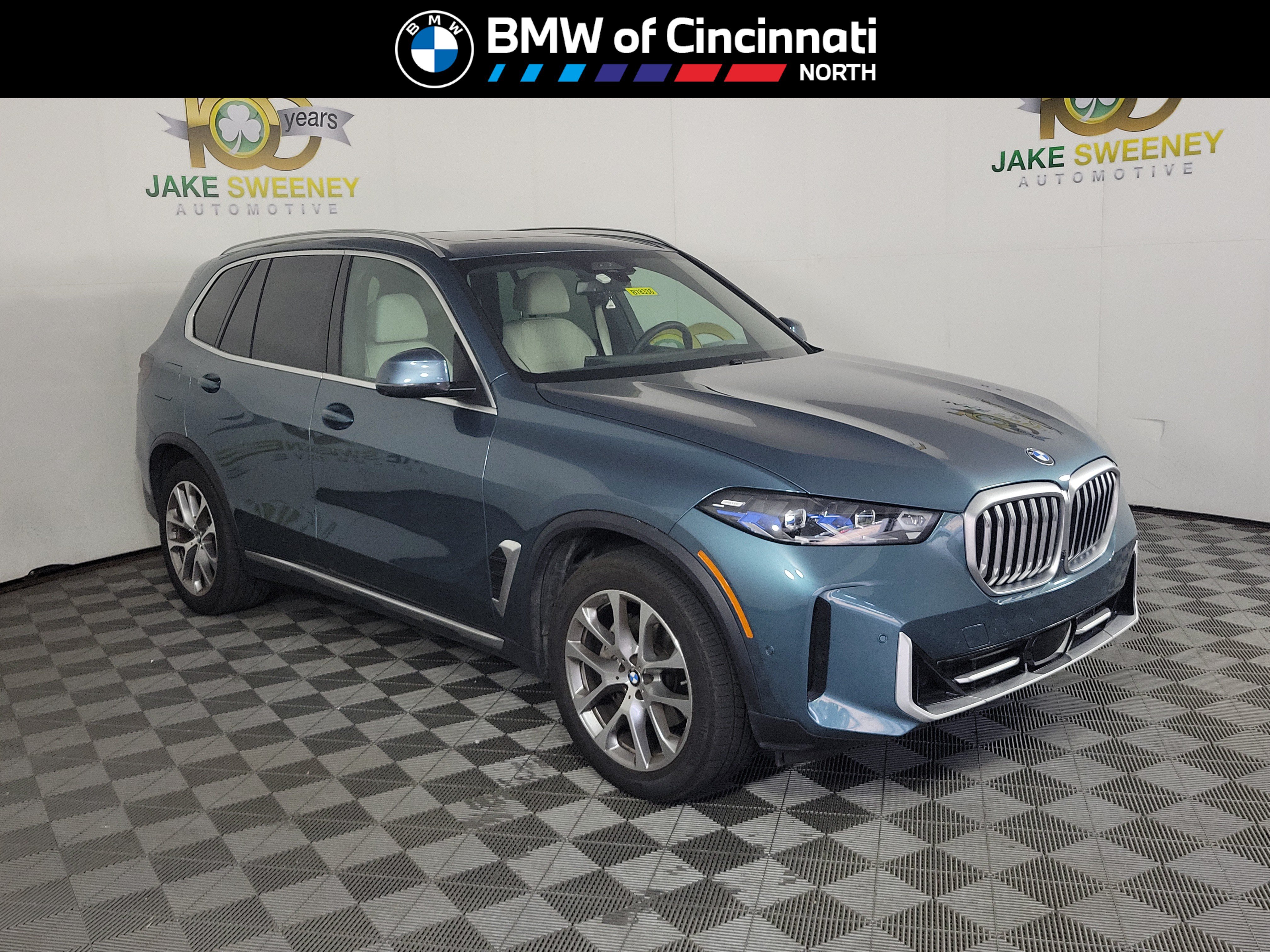 Used 2024 BMW X5 xDrive40i w/ Premium Package AWD/4WD video 1