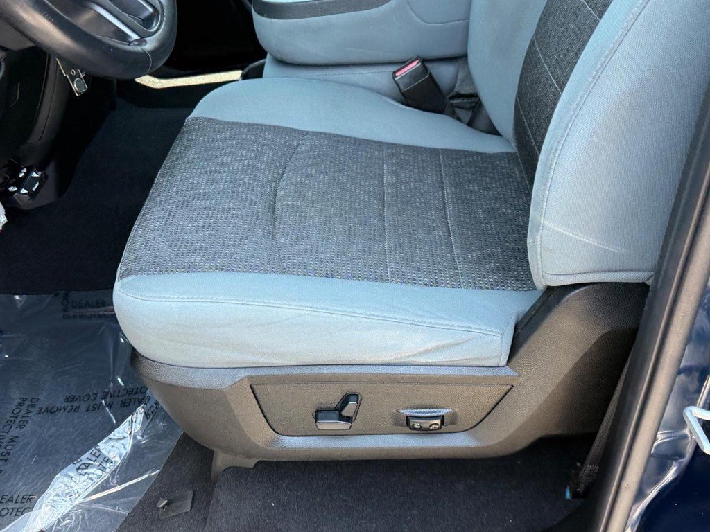 Used 2019 RAM 1500 Big Horn AWD/4WD image 16