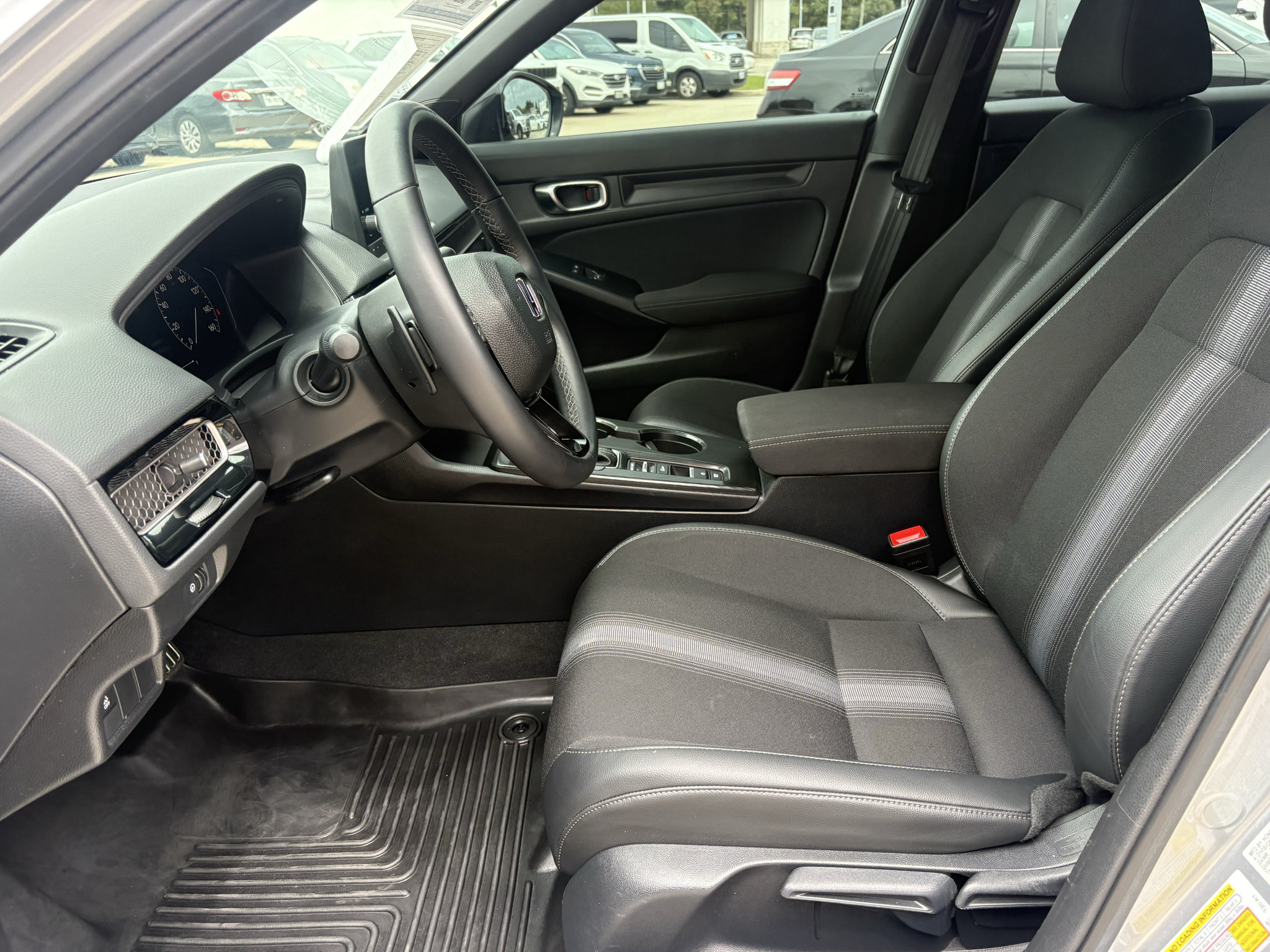 Used 2025 Honda Civic Sport image 10