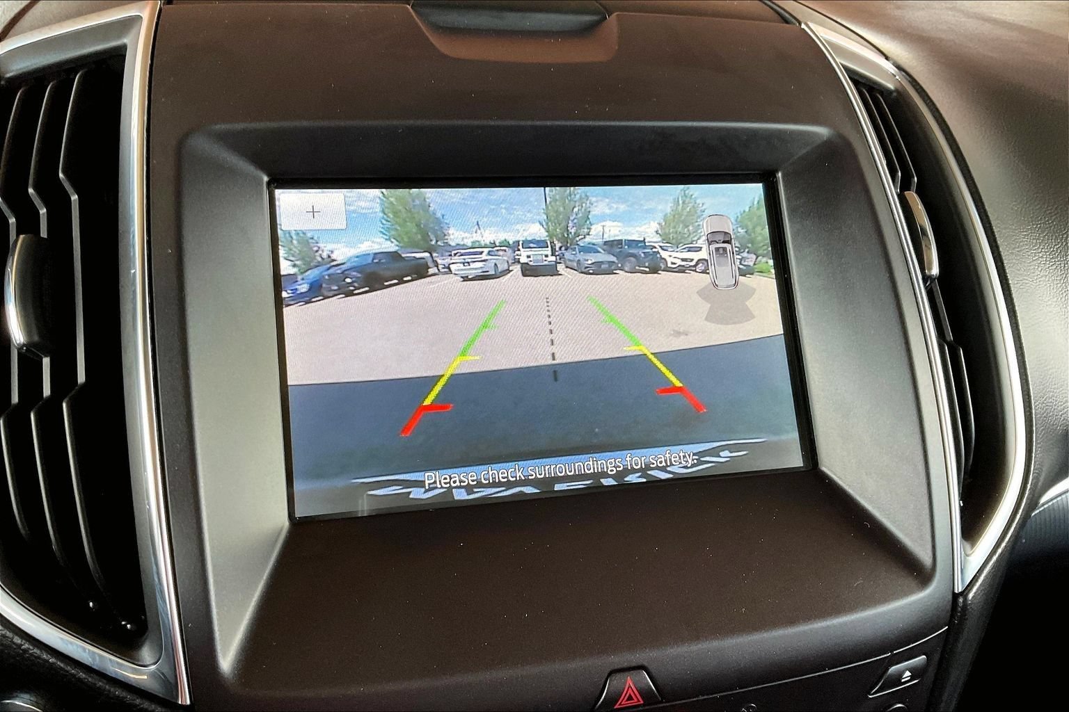 Used 2019 Ford Edge Titanium AWD/4WD image 13