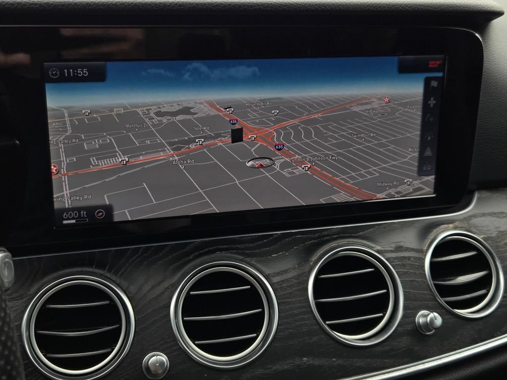 Used 2017 Mercedes-Benz E 300 image 21