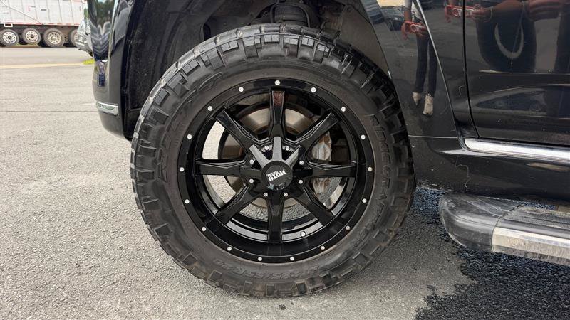 Used 2017 Toyota 4Runner Limited AWD/4WD image 15