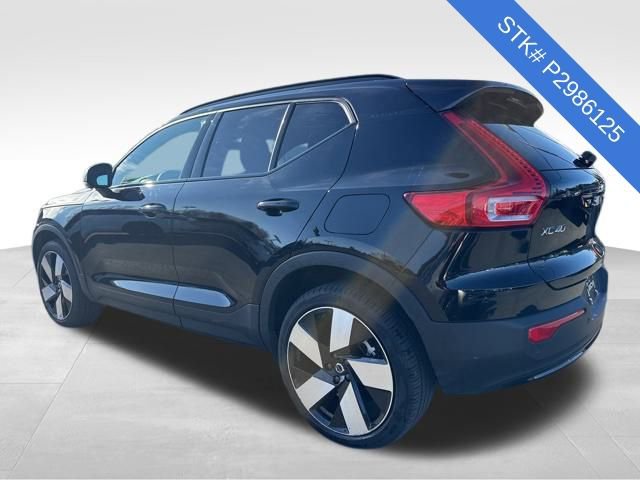 Used 2023 Volvo XC40 Recharge Ultimate image 4