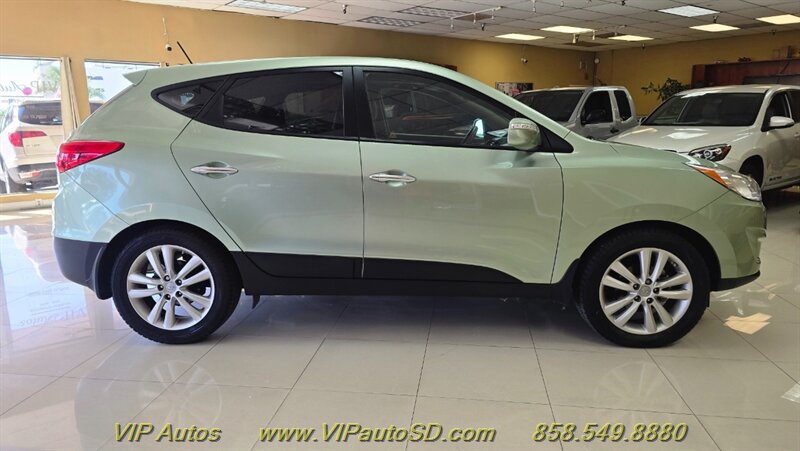 Used 2011 Hyundai Tucson Limited w/ Premium Pkg 3 FWD image 13