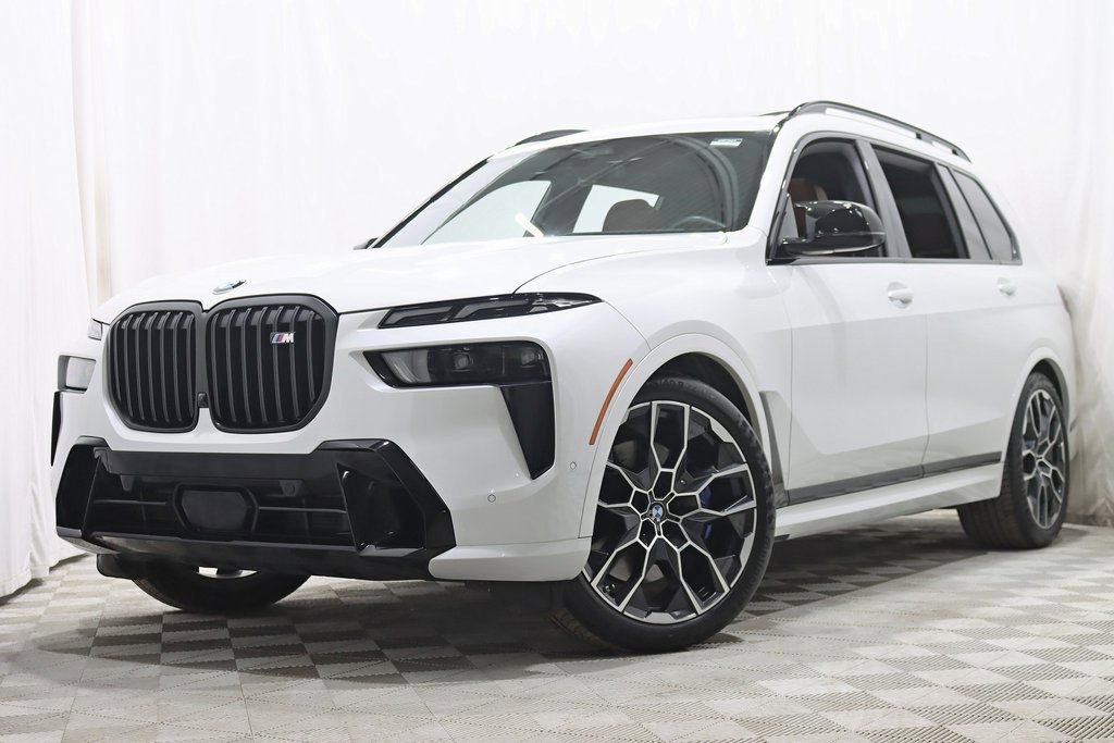Used 2024 BMW X7 M60i w/ Executive Package image 6