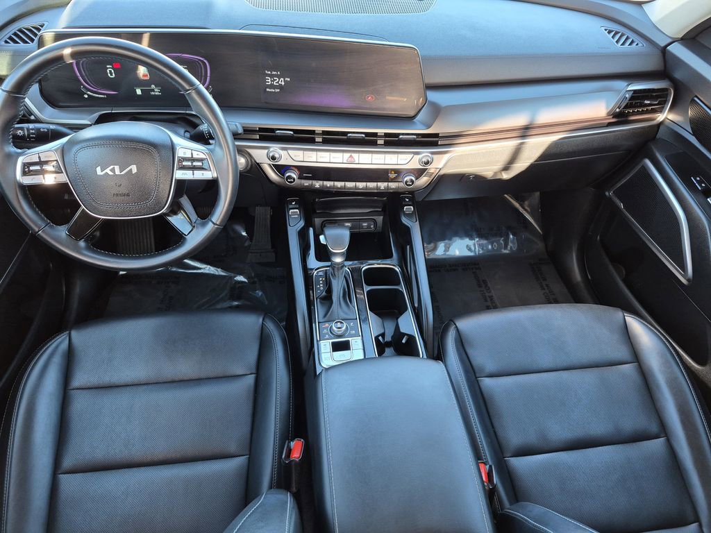 Certified 2025 Kia Telluride S image 14