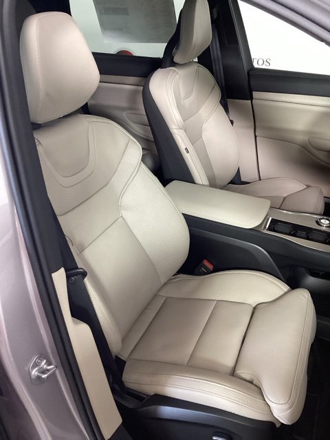 New 2026 Volvo EX90 Ultra AWD/4WD image 18