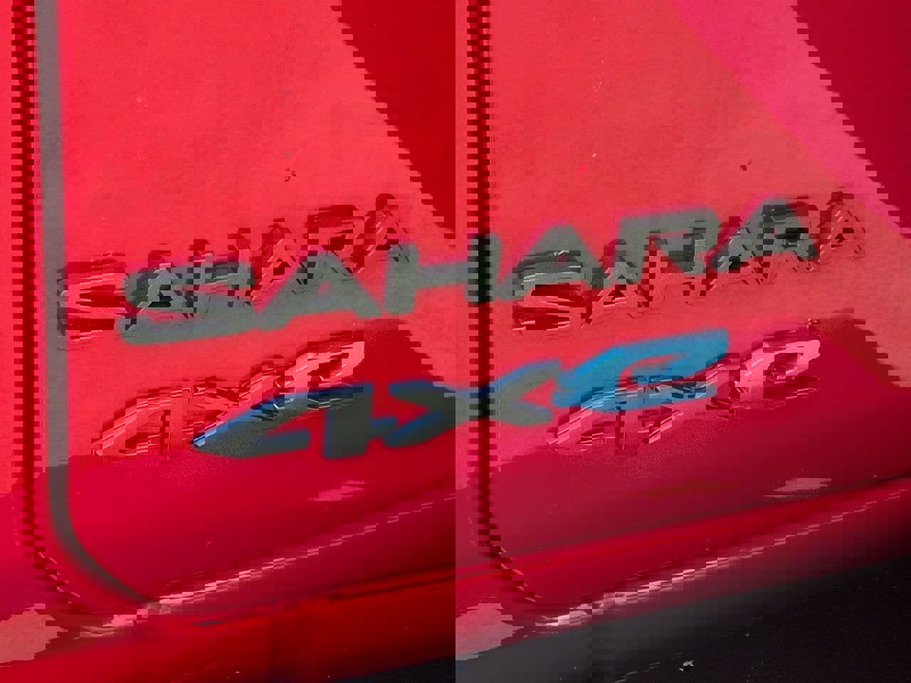 Used 2025 Jeep Wrangler Sahara w/ Safety Group image 7