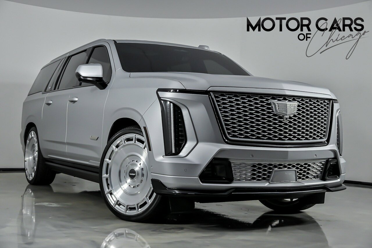 Used 2025 Cadillac Escalade ESV V