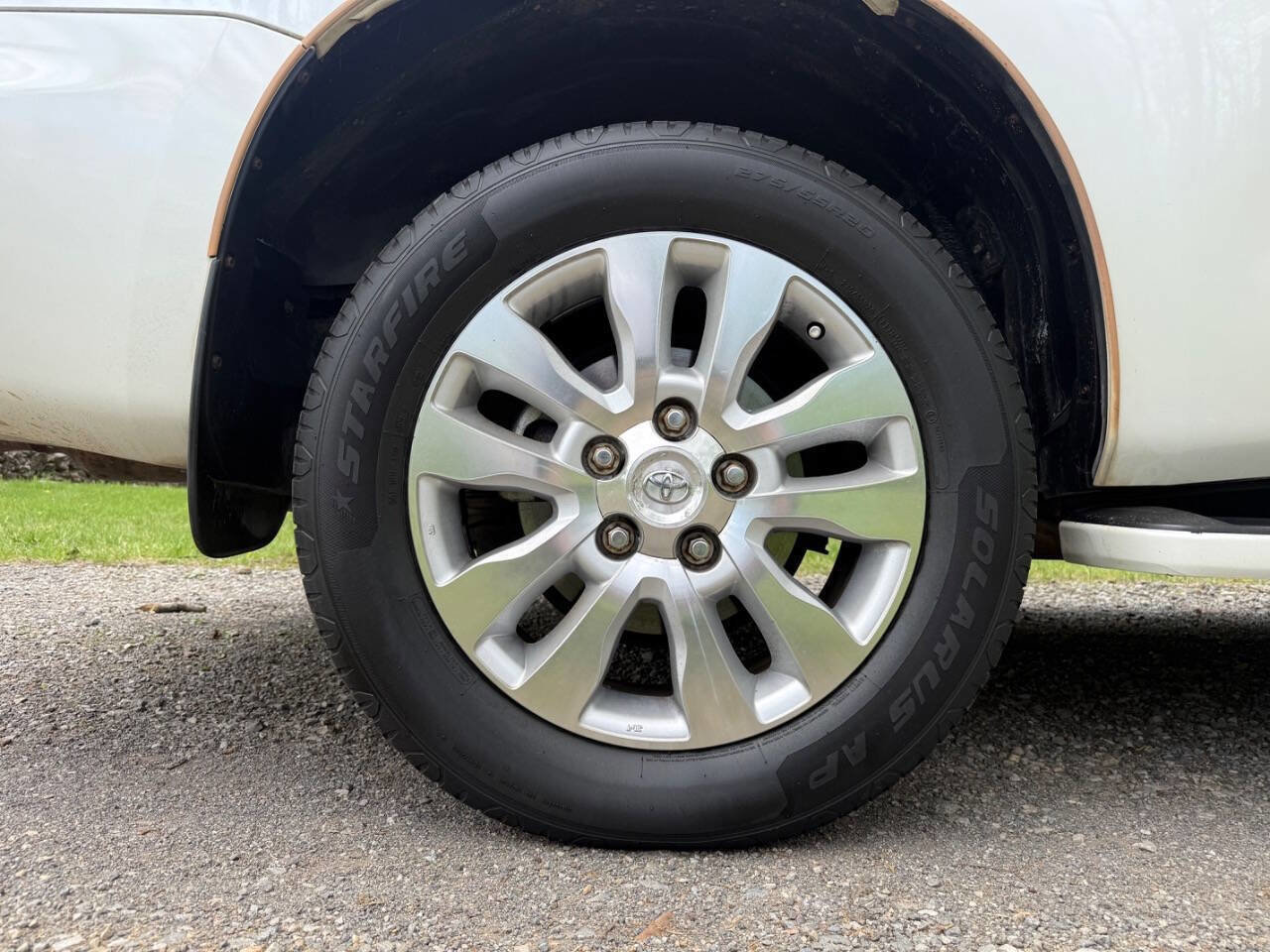 Used 2012 Toyota Sequoia Platinum AWD/4WD image 34