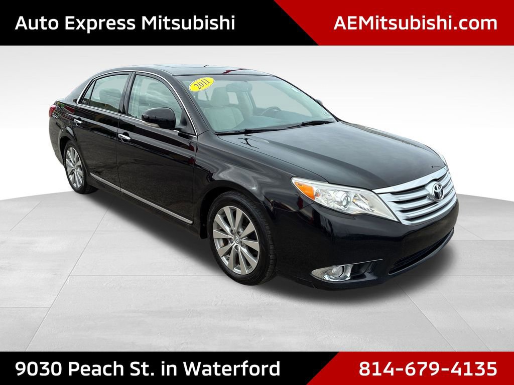Used 2011 Toyota Avalon Limited image 1