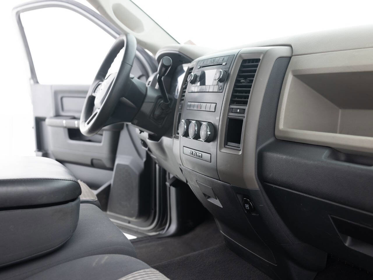 Used 2012 RAM 1500 Express image 31