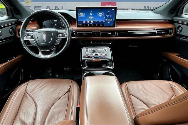 Used 2021 Lincoln Nautilus Reserve w/ Class II Trailer Tow Package image 7