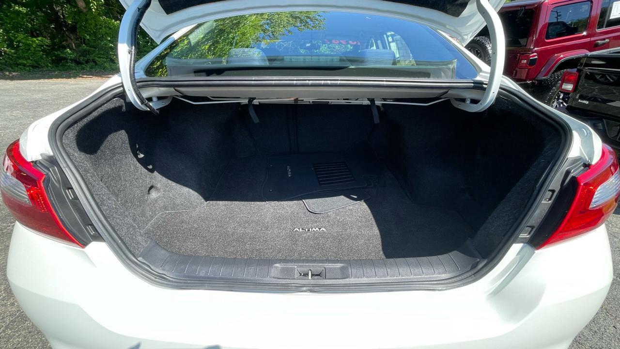 Used 2017 Nissan Altima 2.5 SV FWD image 23
