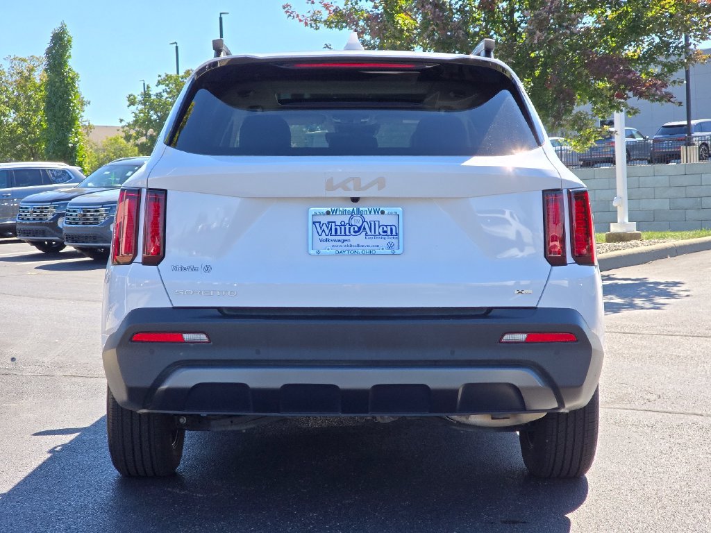 Used 2023 Kia Sorento S w/ Panoramic Sunroof Package AWD/4WD image 21